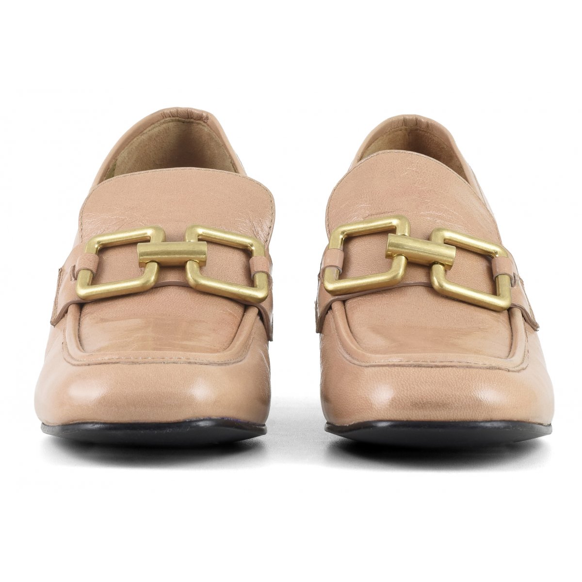 Mocassino con tacco in vernice