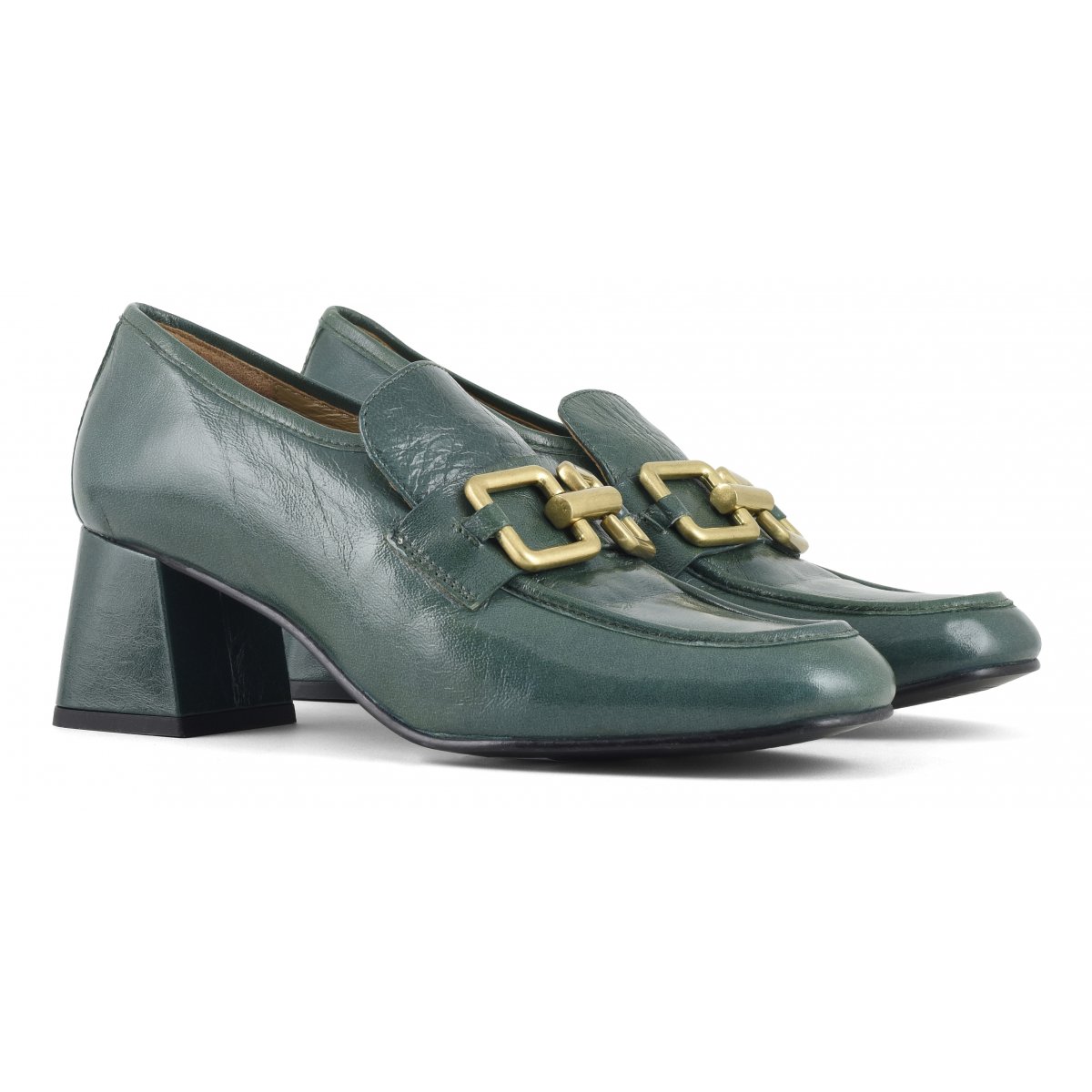 Mocassino con tacco in vernice