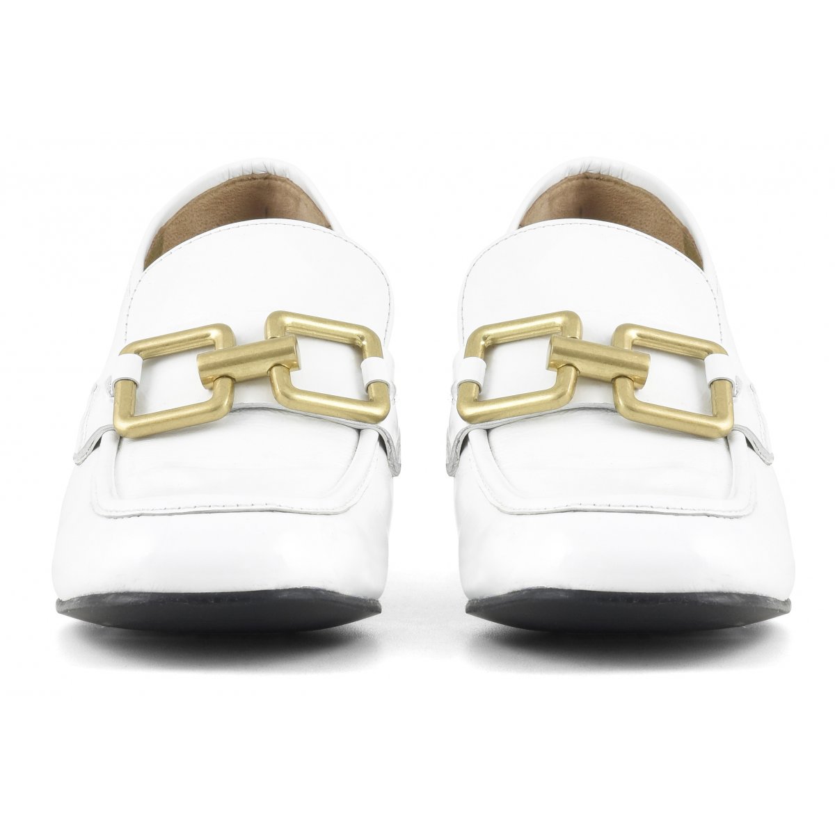 Mocassino con tacco in vernice