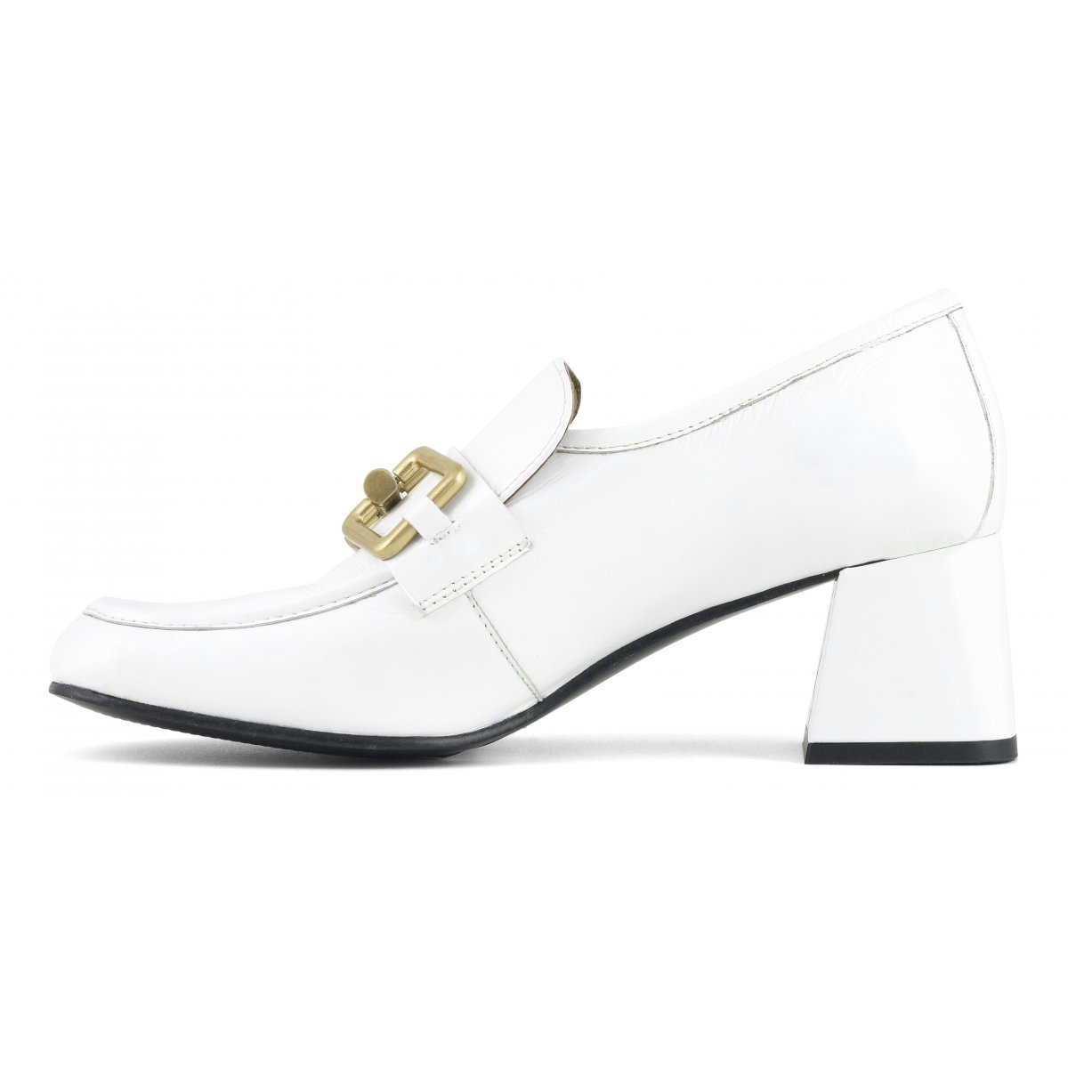 Mocassino con tacco in vernice