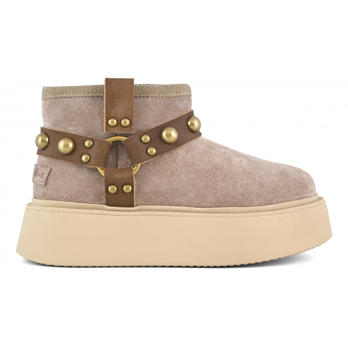 Stivale su suola platform con borchie