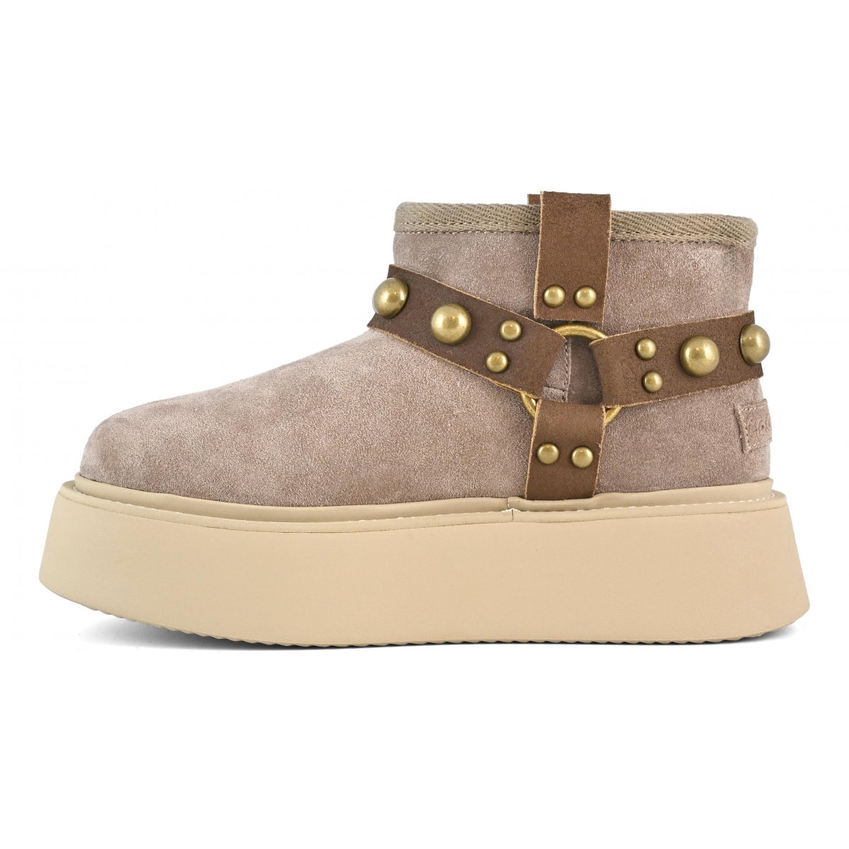 Stivale su suola platform con borchie