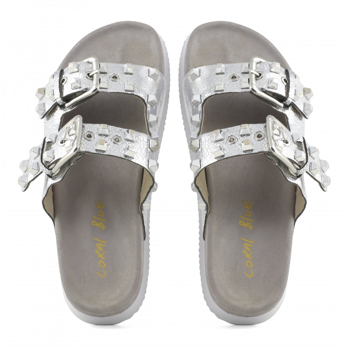 Sandali in pelle laminata con fibbie e borchie