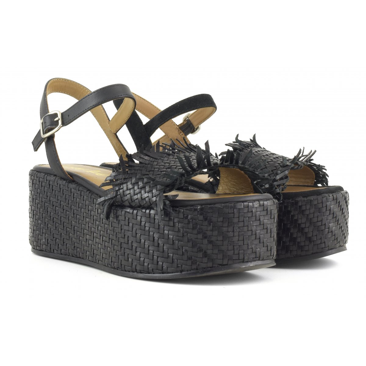 Zeppa in pelle intrecciata con cinturino