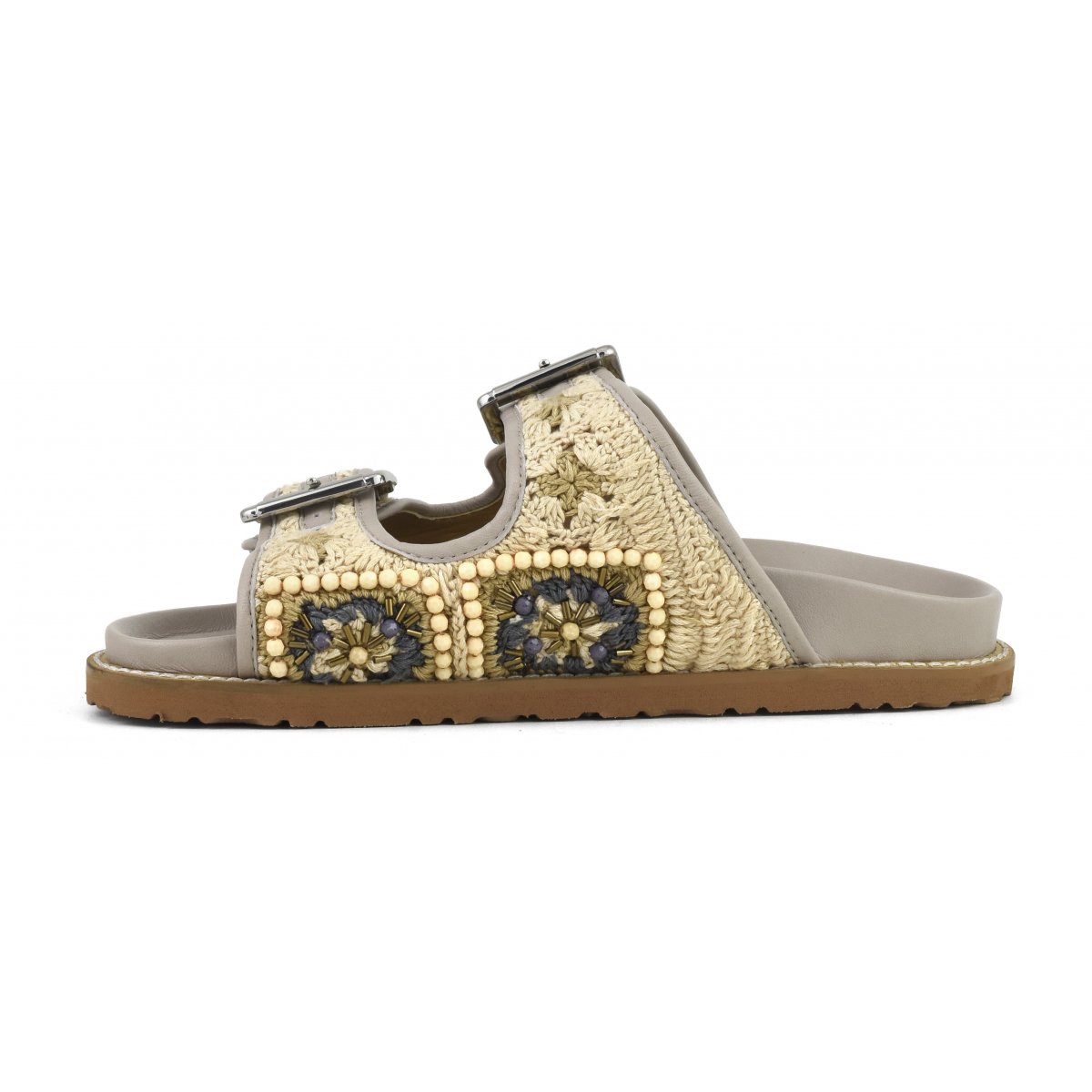 Sandalo con doppia fascia in crochet e fibbie
