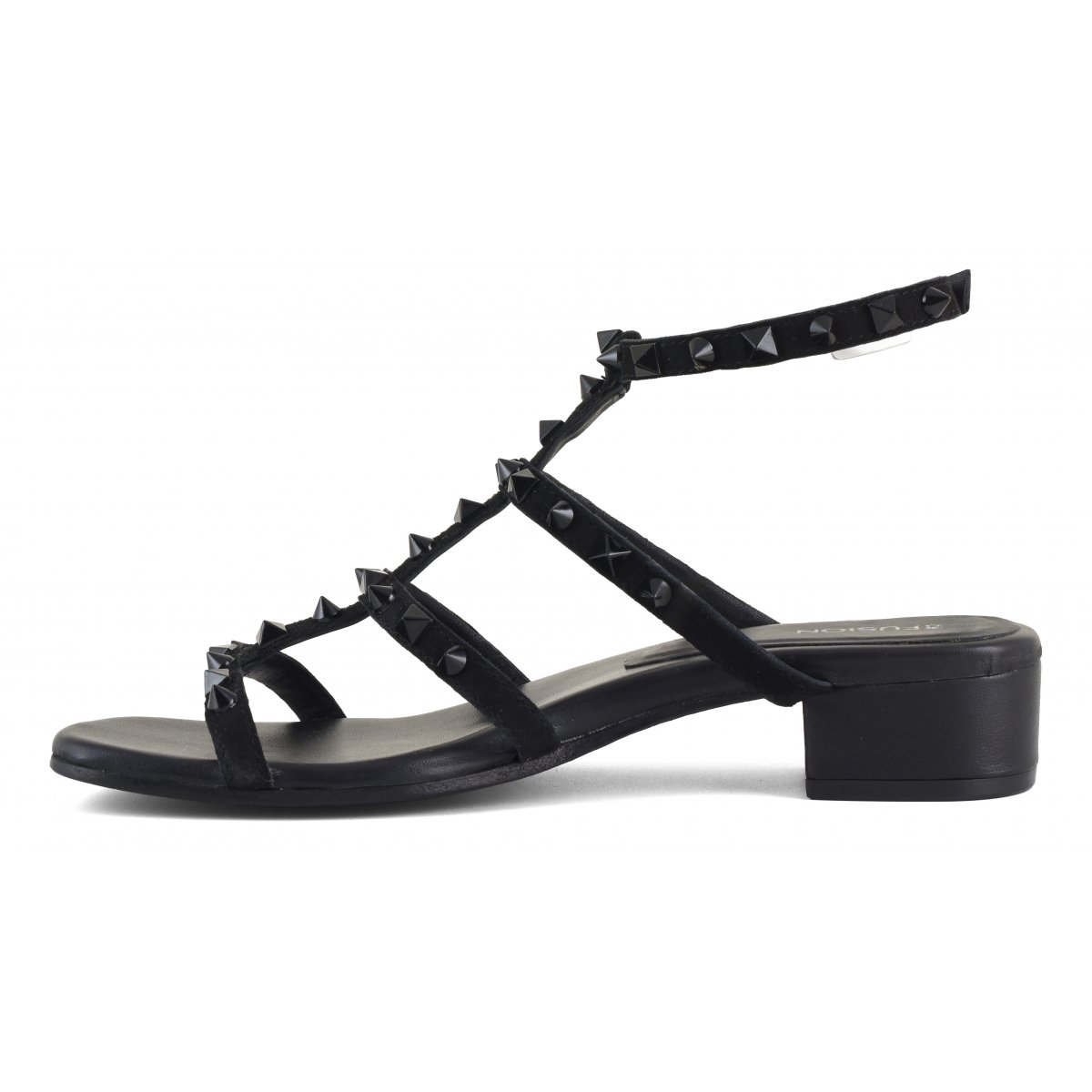 Sandalo tacco e borchie