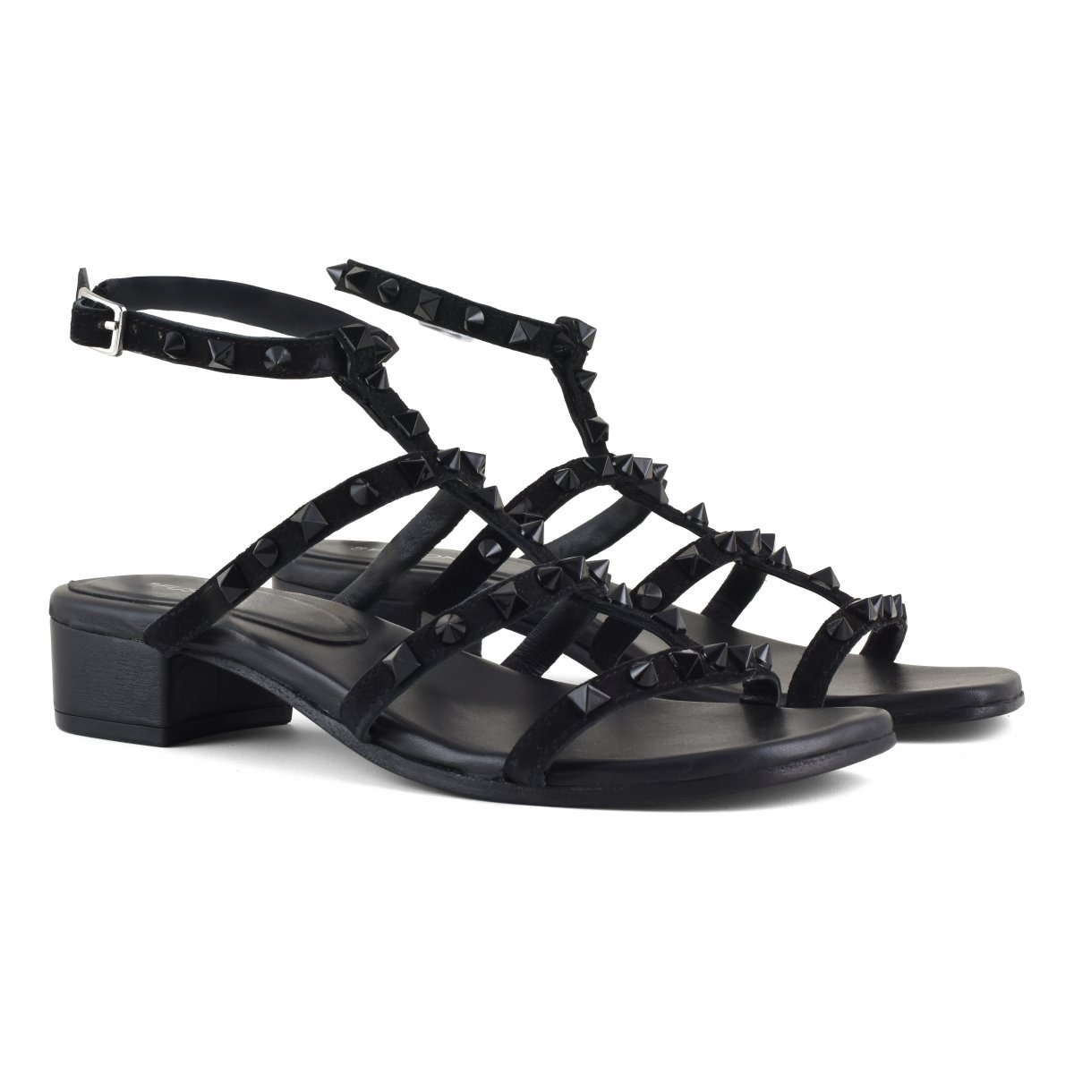 Sandalo tacco e borchie