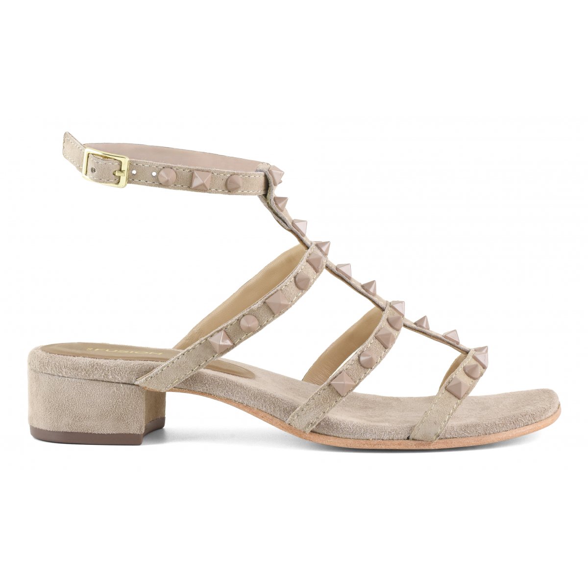 Sandalo tacco e borchie
