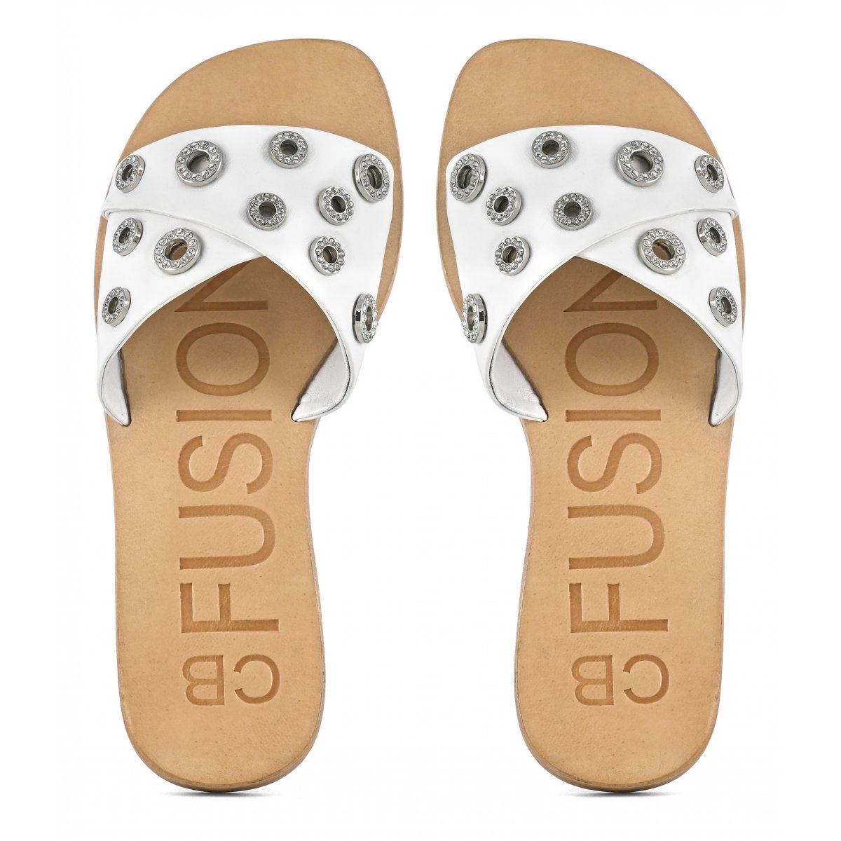 Sandalo in pelle laminata con occhielli gioiello