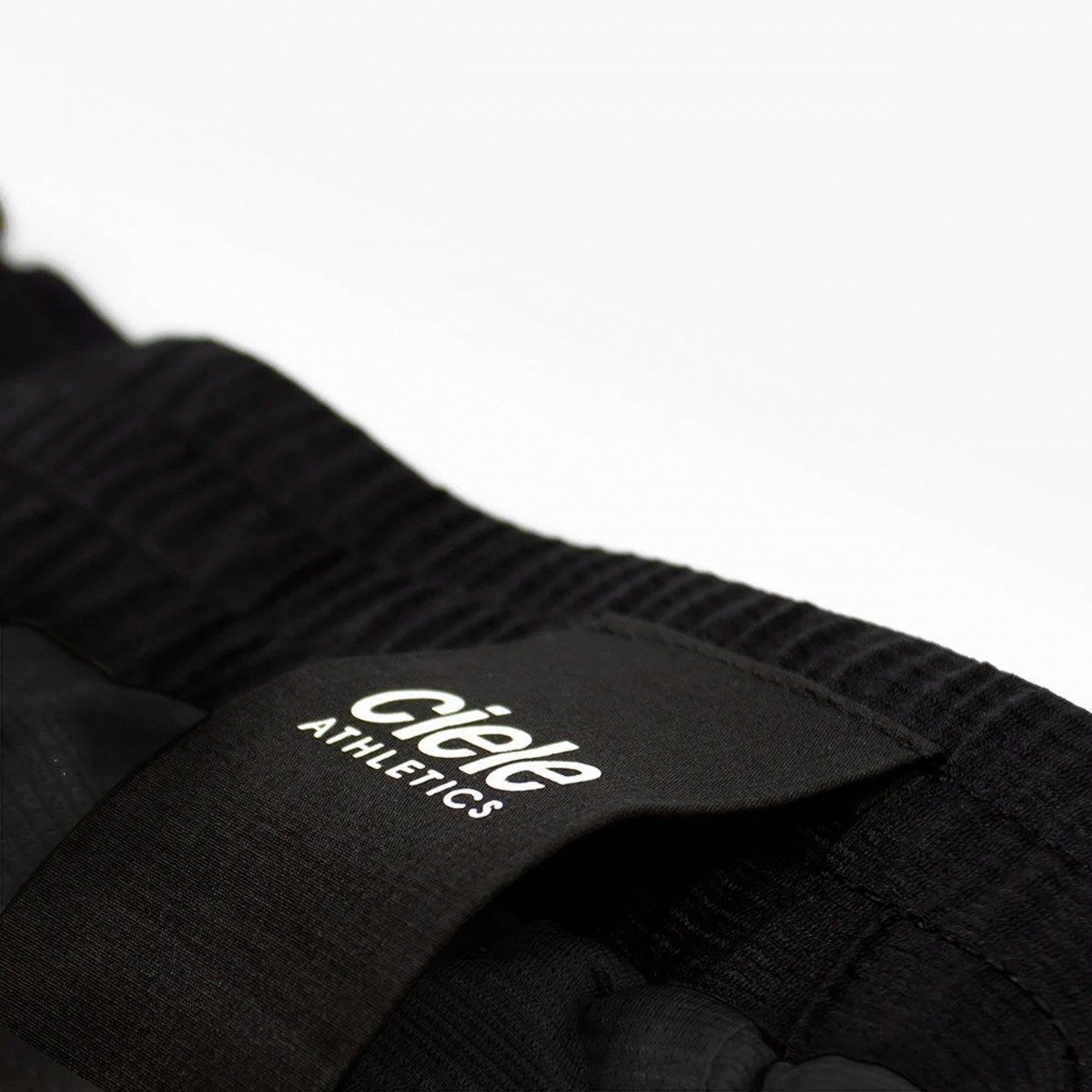 Women's RD Short Rain
