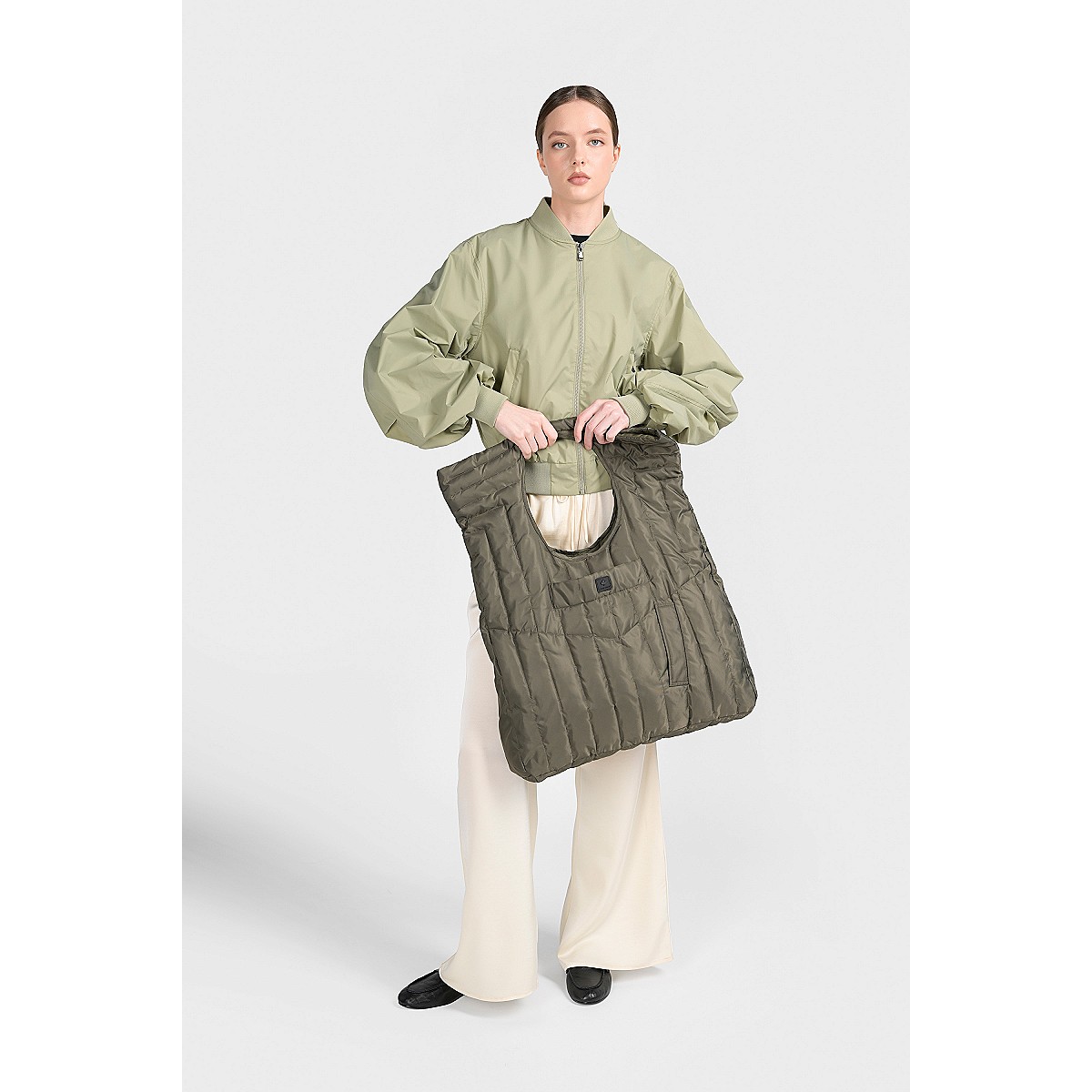 MAYO BAG SATIN WITH KEYRING