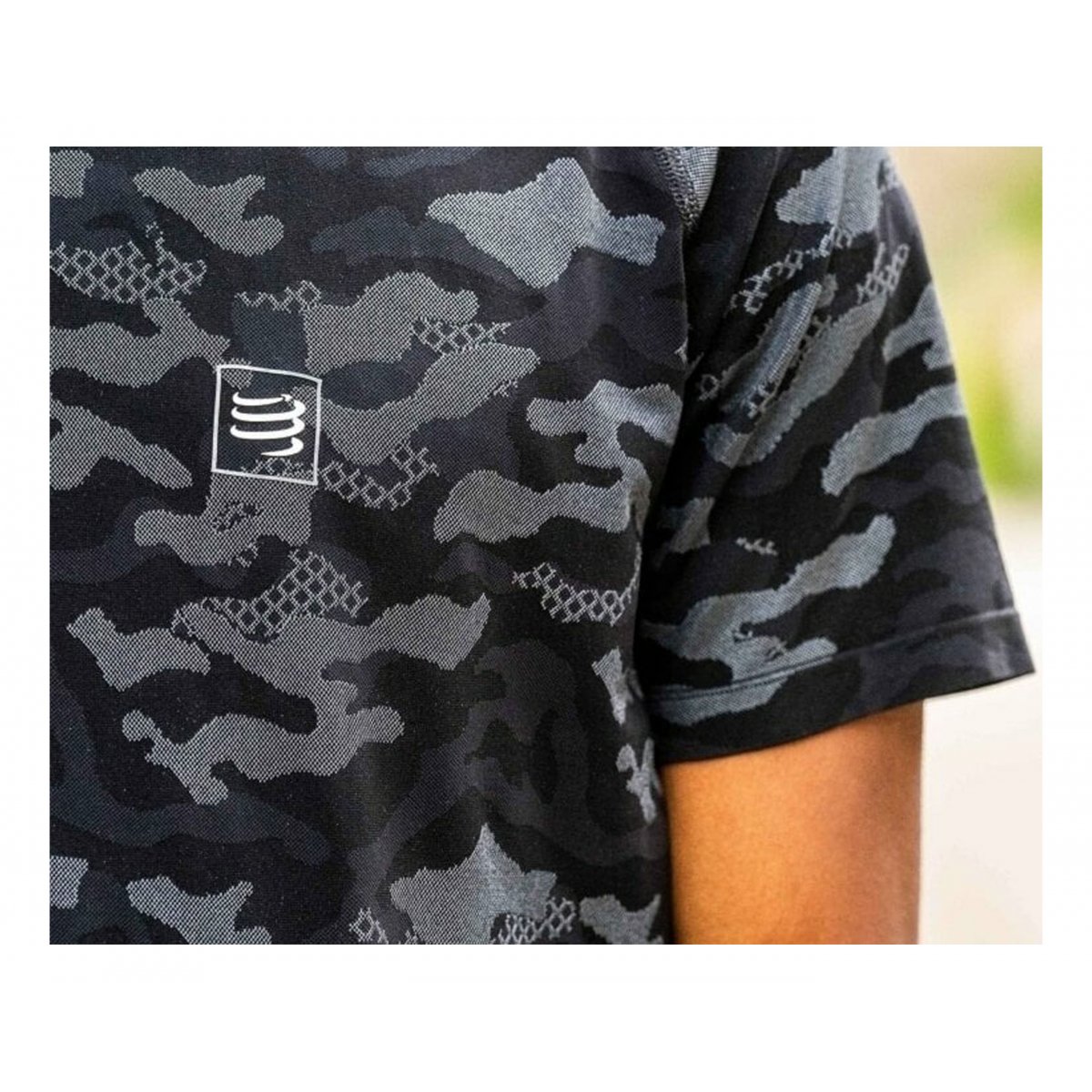 Training SS Tshirt M Camo Prem