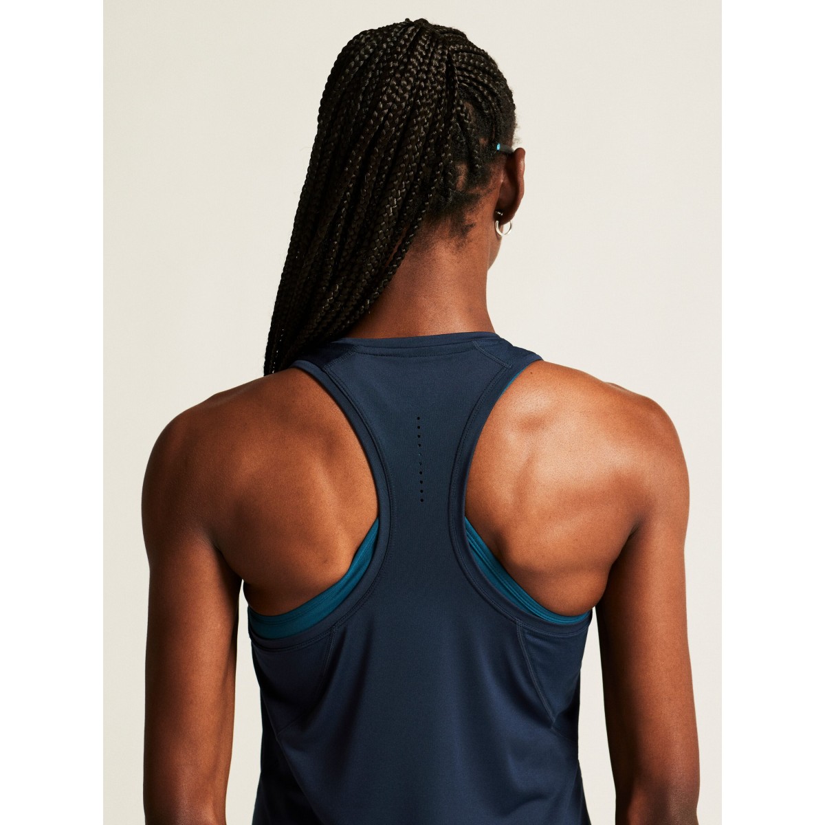 Adv essence singlet 2 w