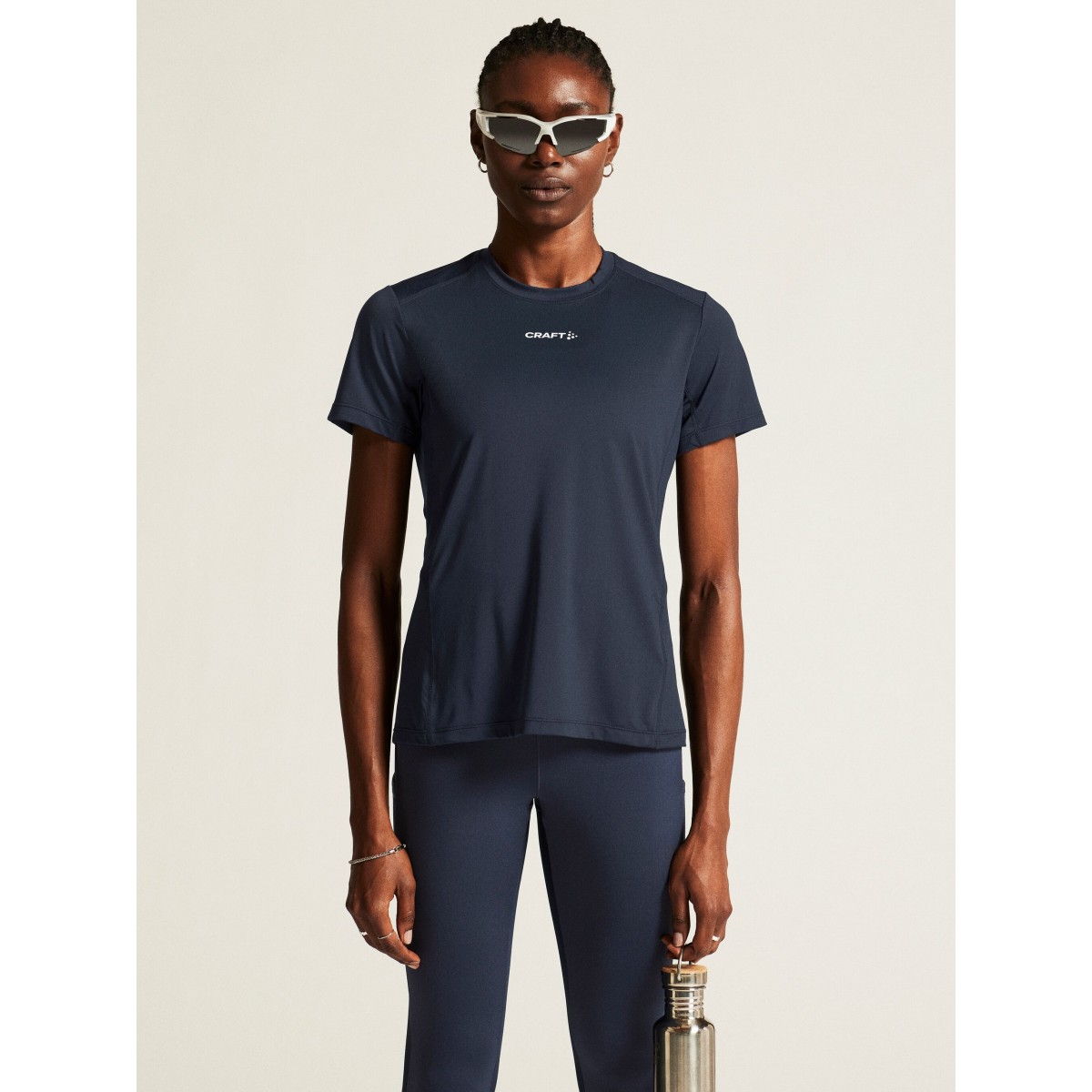 Adv essence ss tee 2 w