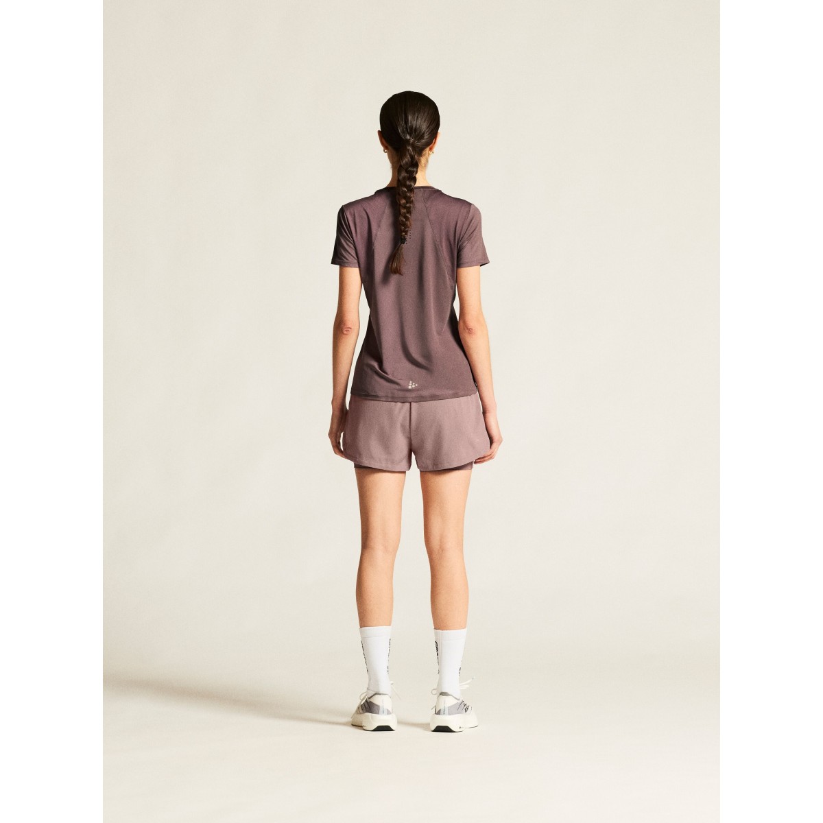 Adv essence ss tee 2 w