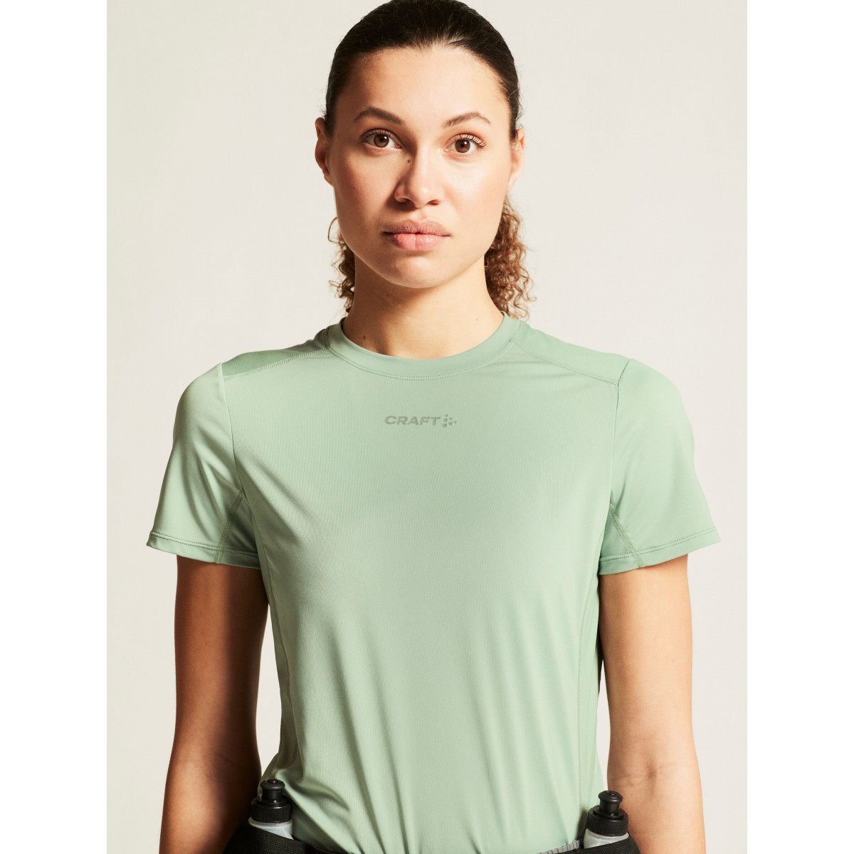 Adv essence ss tee 2 w