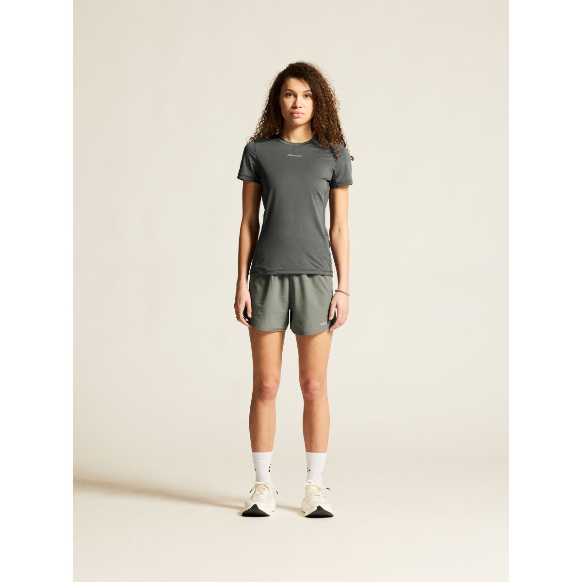 Adv essence ss tee 2 w