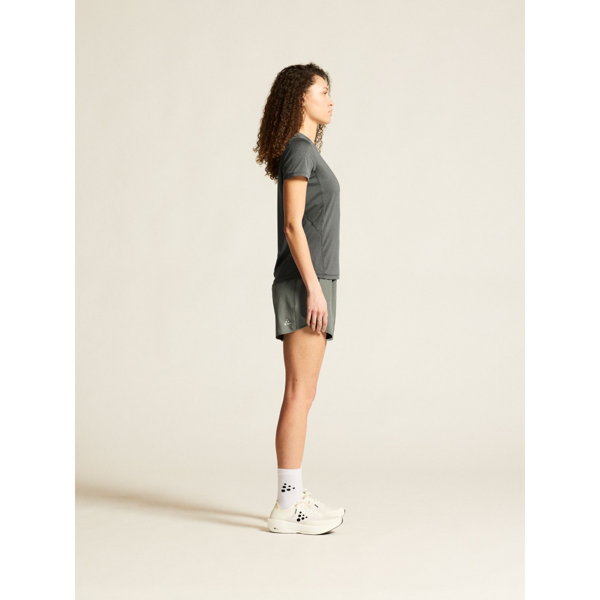 Adv essence ss tee 2 w