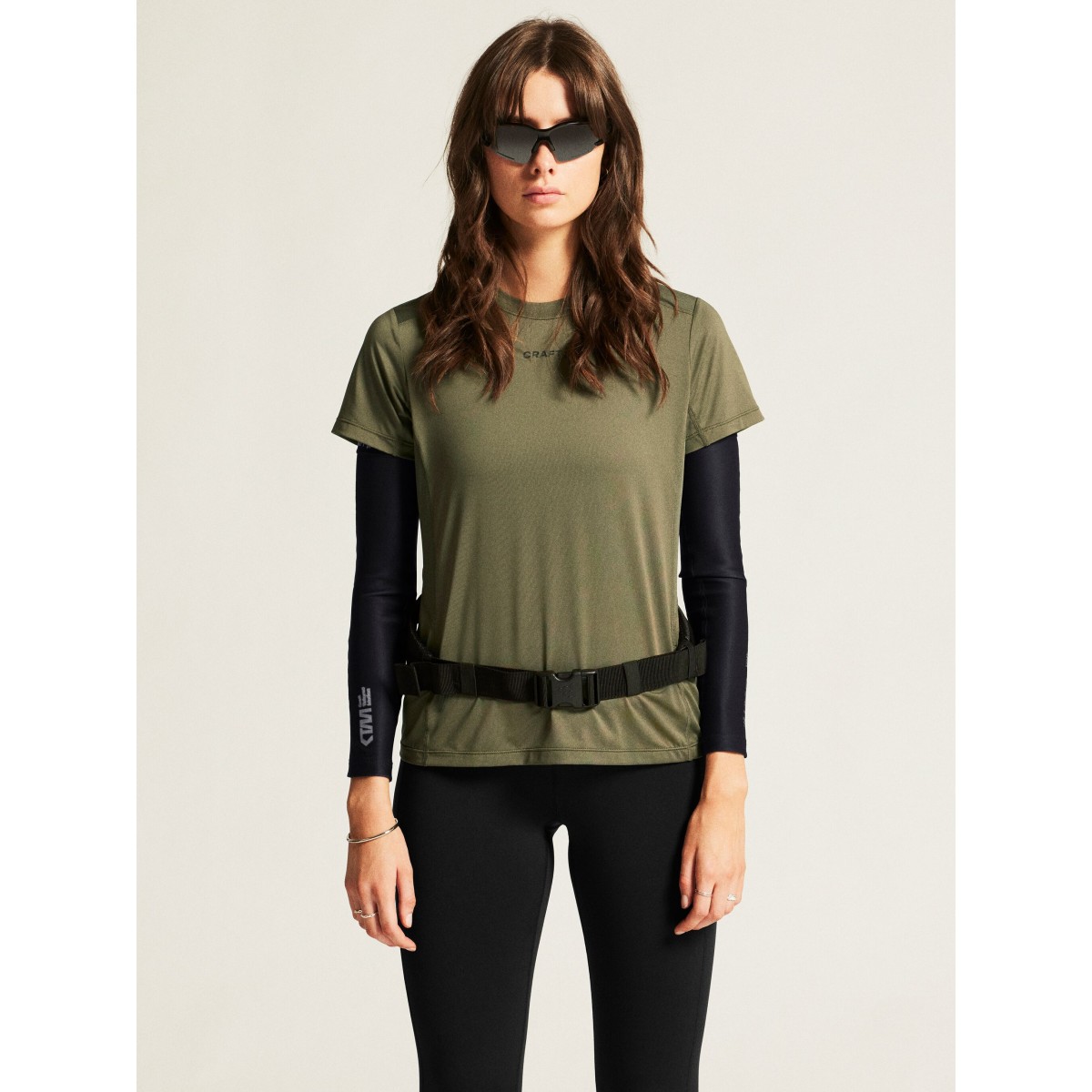 Adv essence ss tee 2 w