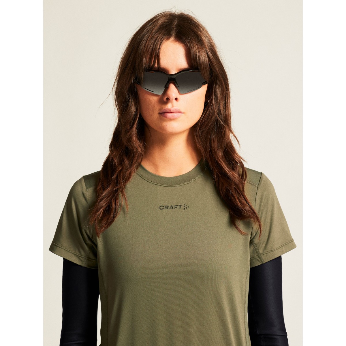 Adv essence ss tee 2 w