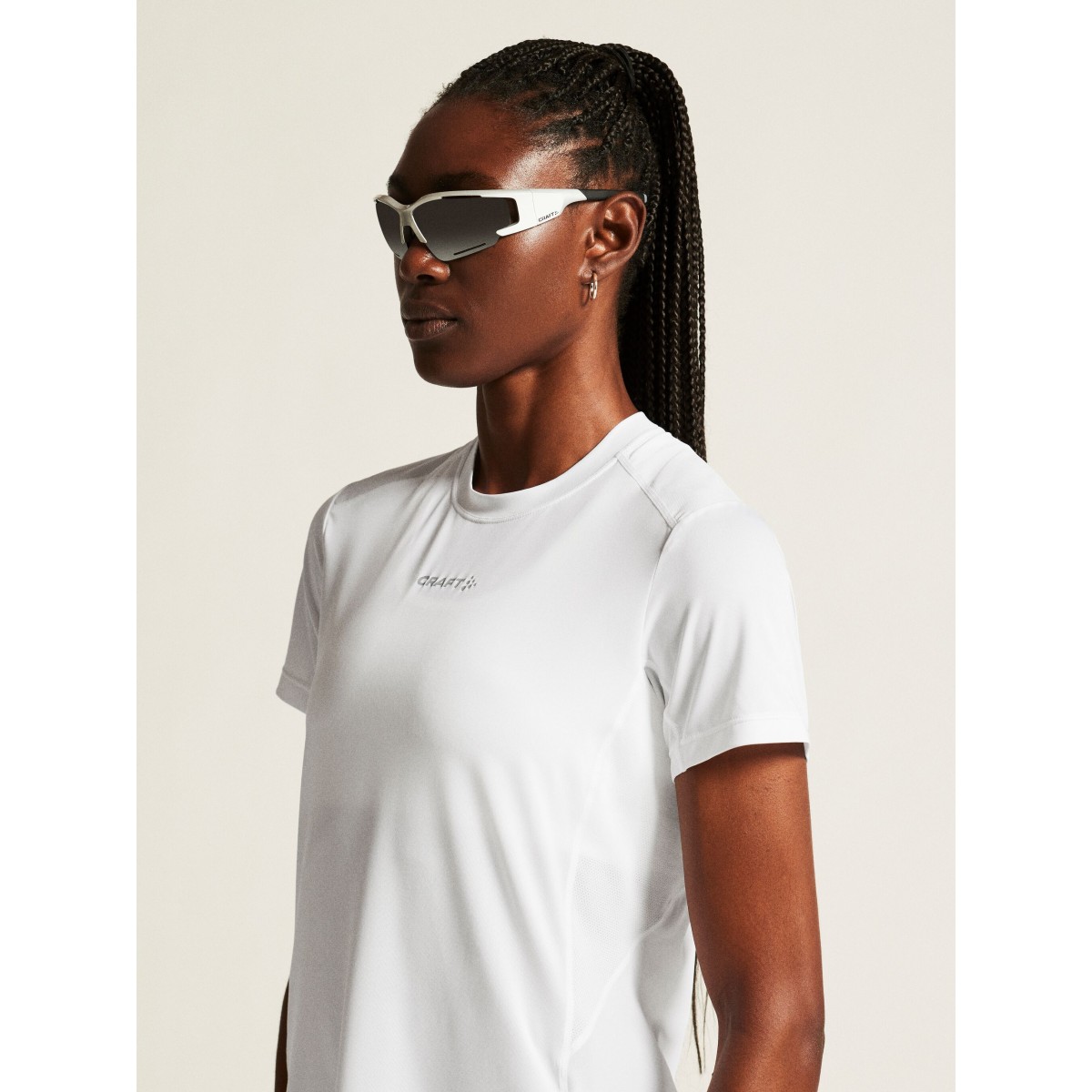 Adv essence ss tee 2 w