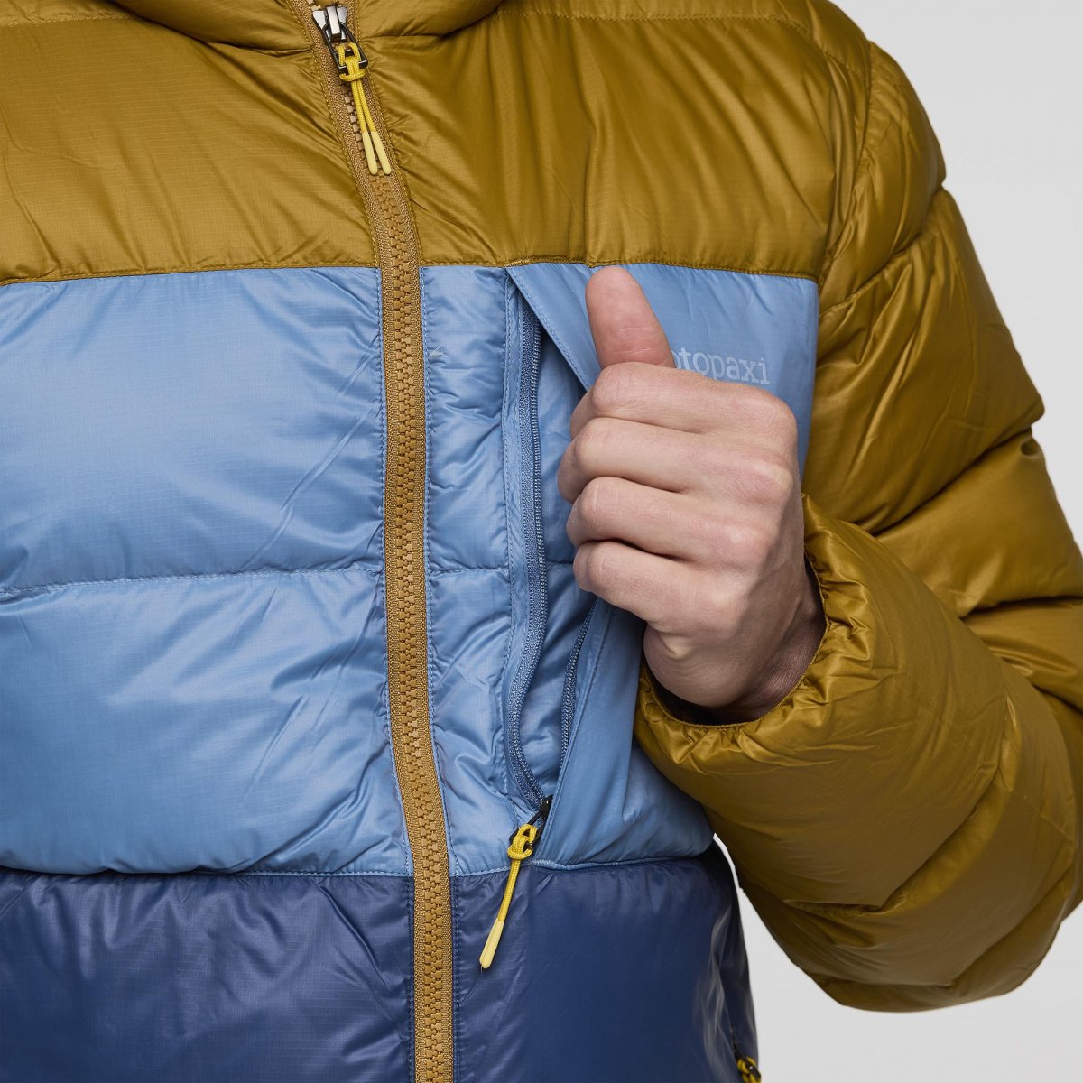 Fuego Max Down Hooded Jacket M