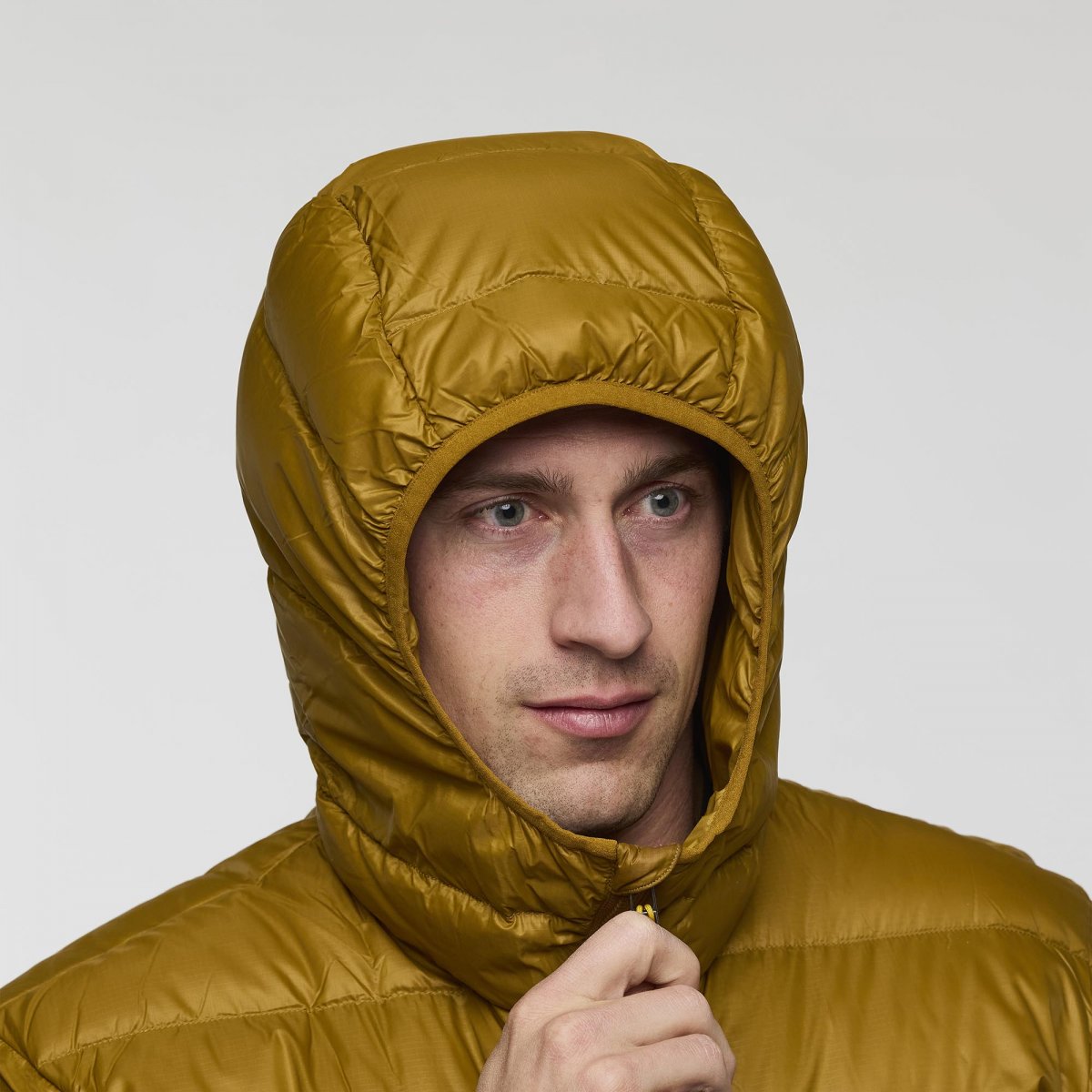 Fuego Max Down Hooded Jacket M