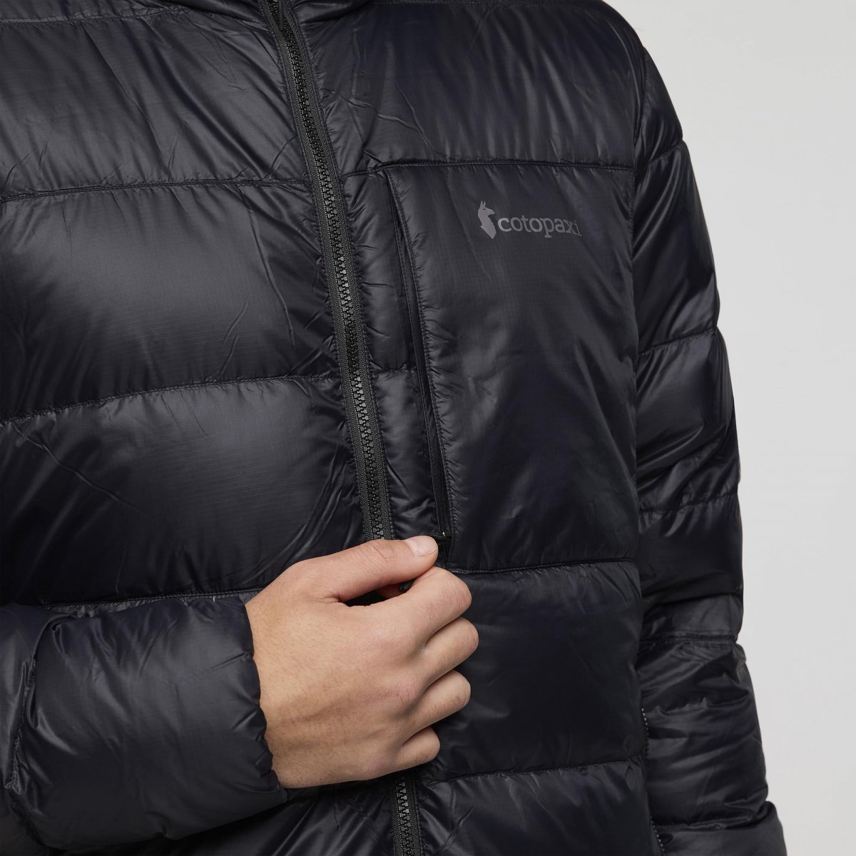 Fuego Max Down Hooded Jacket M