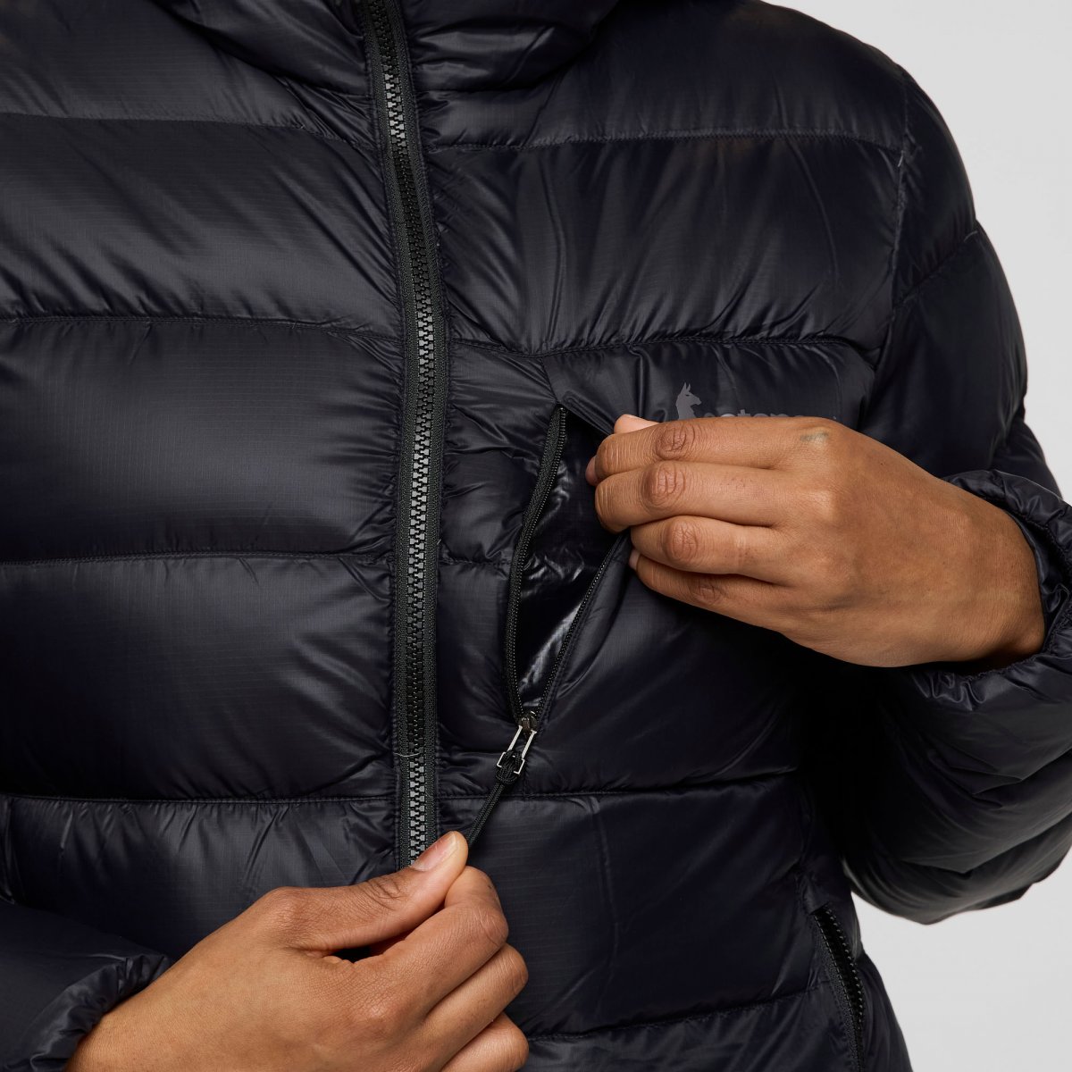 Fuego Max Down Hooded Jacket W