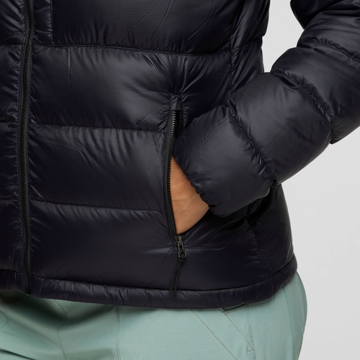 Fuego Max Down Hooded Jacket W