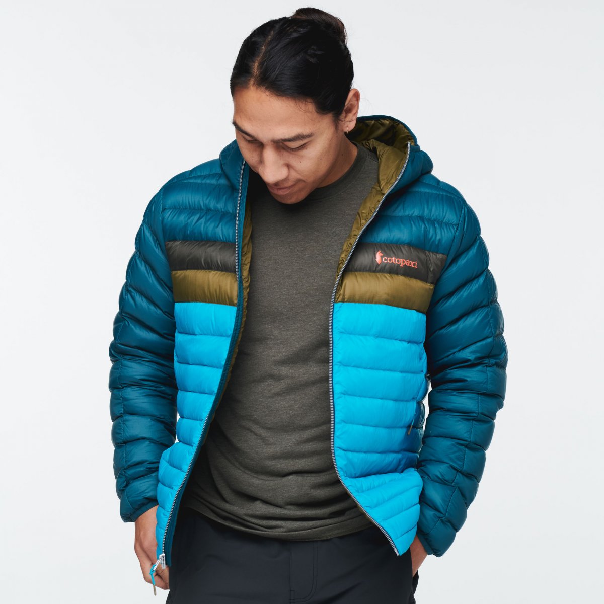Fuego Down Hooded Jacket M