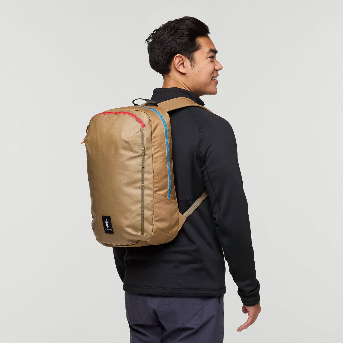 Vaya 18L Backpack - Cada Dia