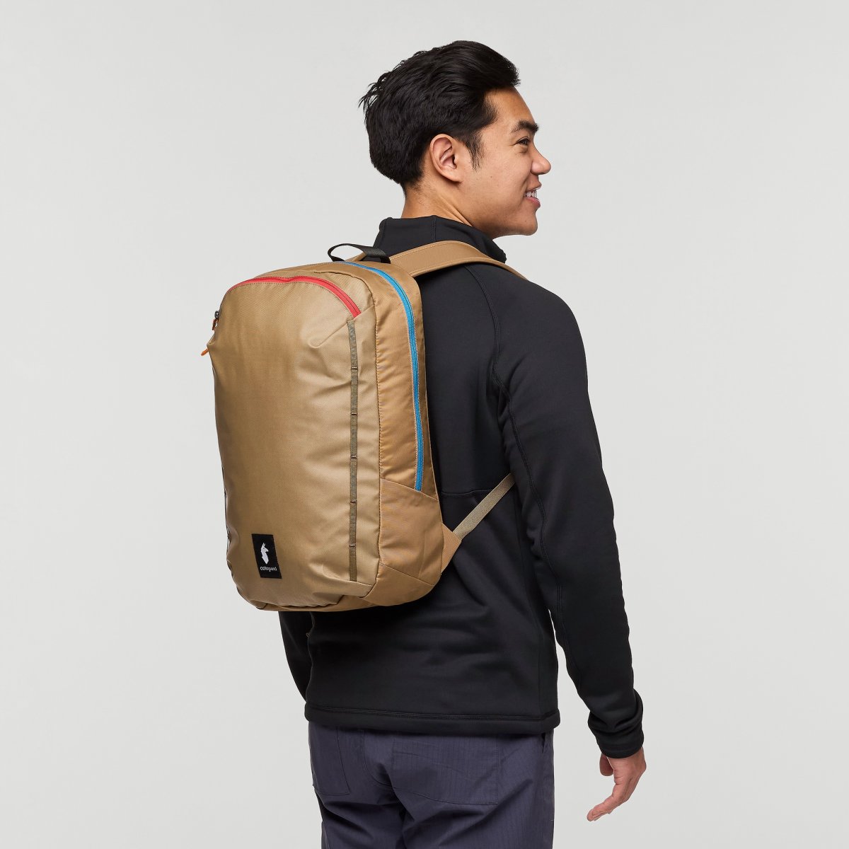 Vaya 18L Backpack - Cada Dia