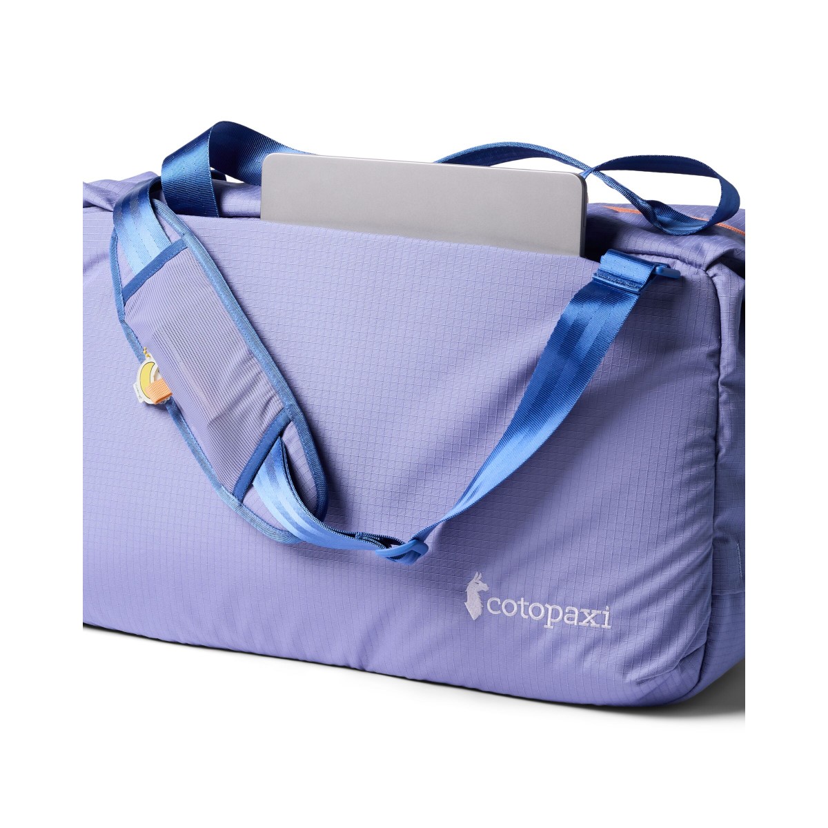 Viaje 35l travel duffel