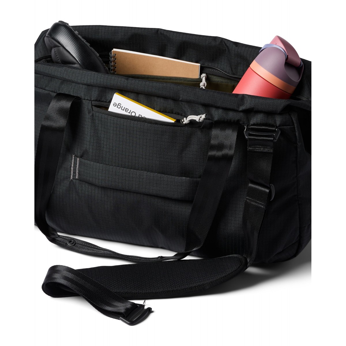 Viaje 35l travel duffel