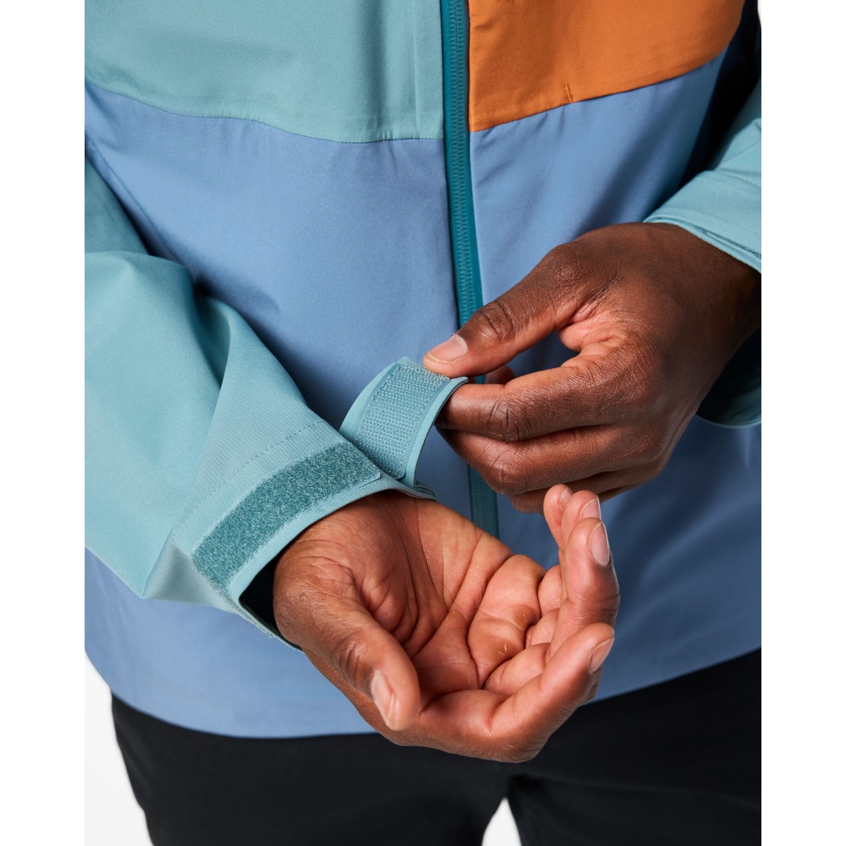 Impermeo 3L Hooded Shell Jacket M