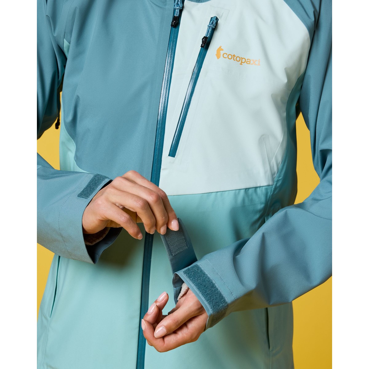 Impermeo 3L Hooded Shell Jacket W