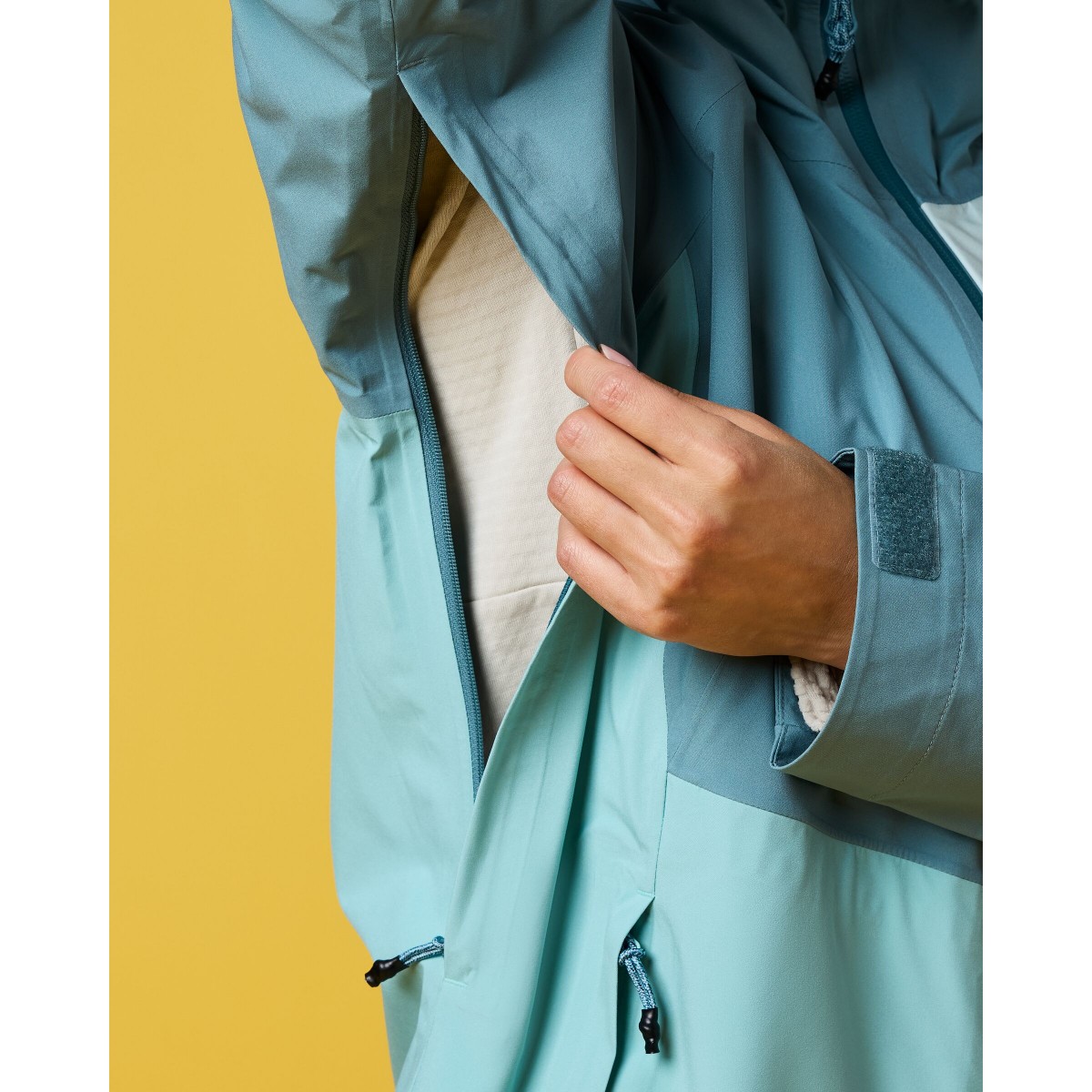 Impermeo 3L Hooded Shell Jacket W