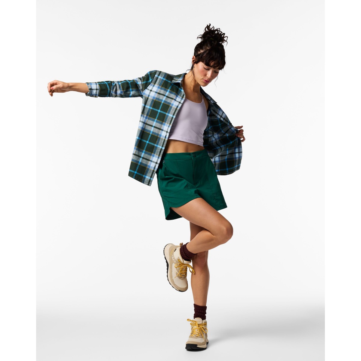 Coraje 4' Tech Short Woman