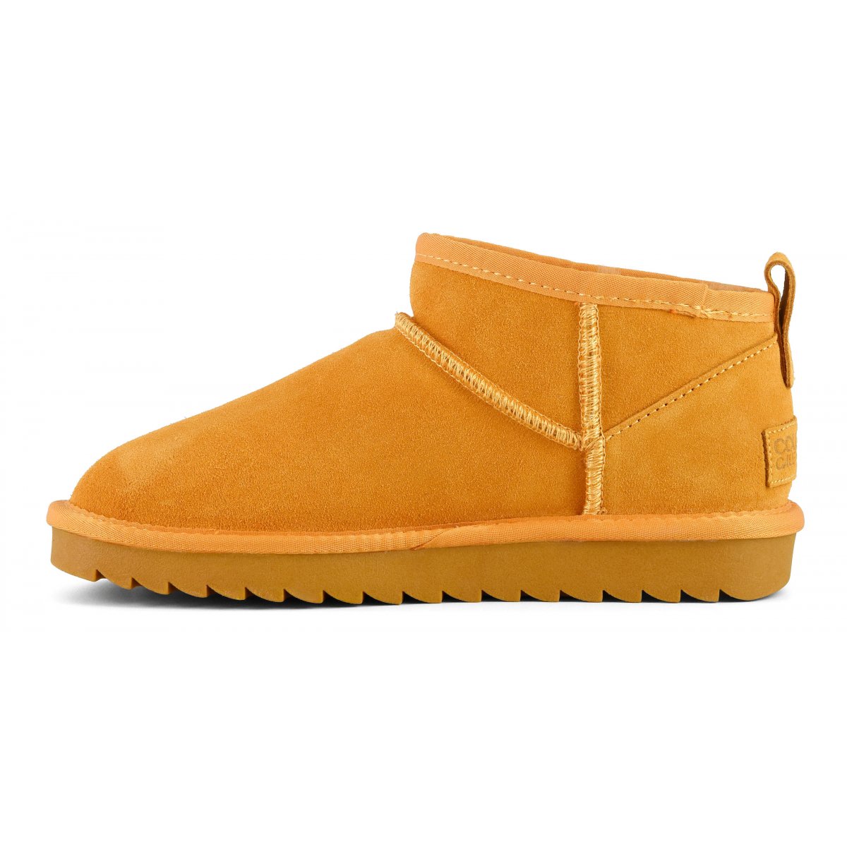 Bottines basses en cuir suédé