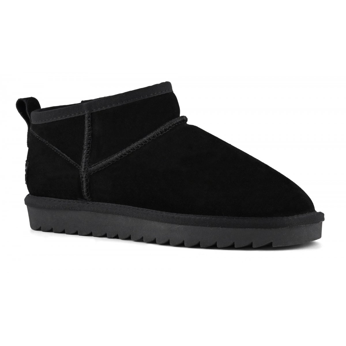 Bottines basses en cuir suédé