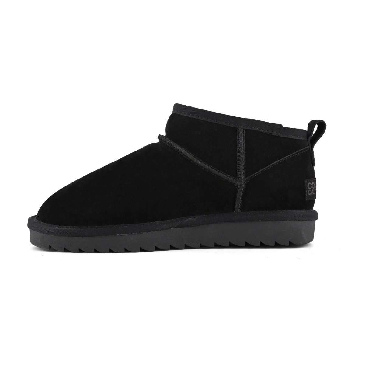 Bottines basses en cuir suédé