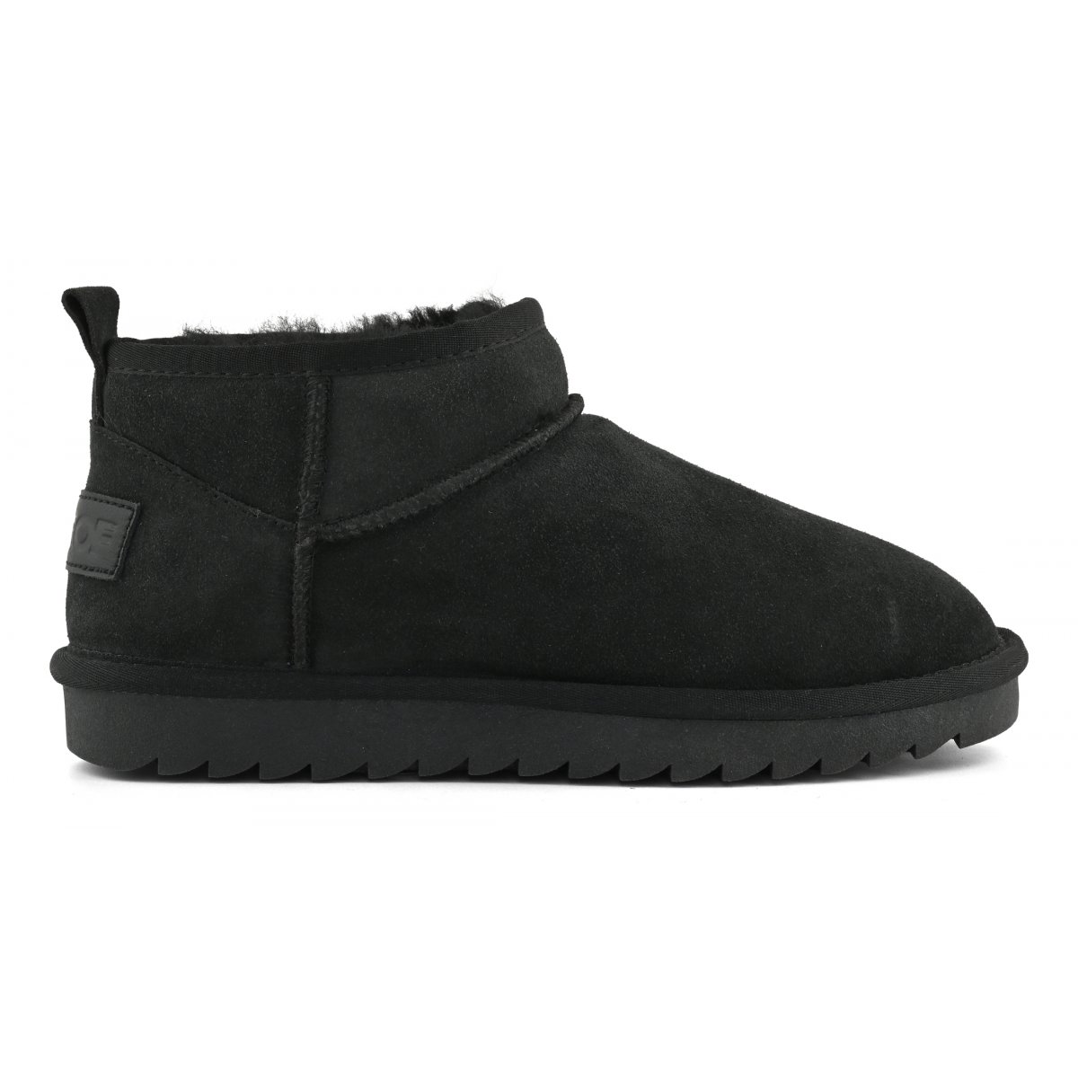 Botte courte en peau de mouton et daim