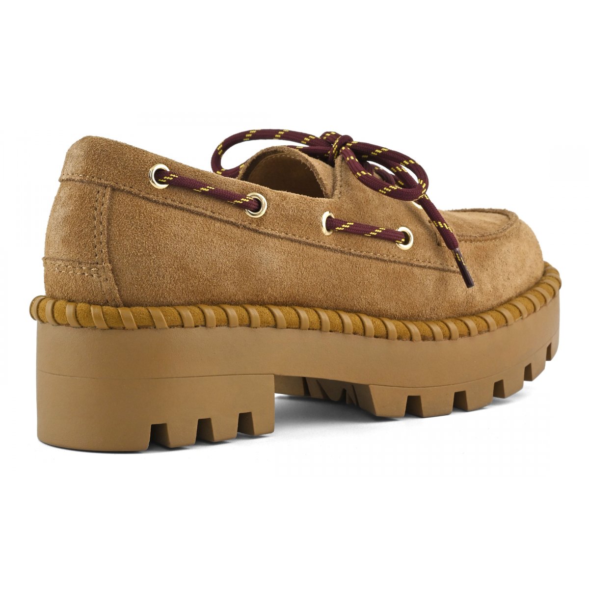 Chaussure bateau en daim