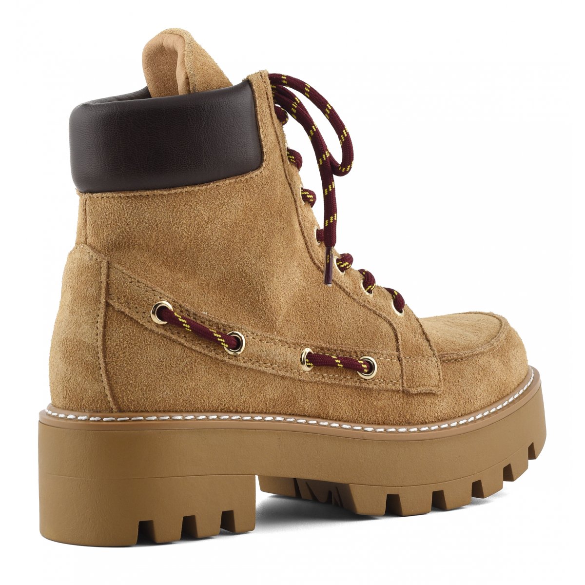 Bottine en daim à lacets