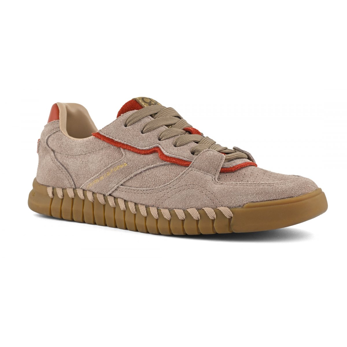 Baskets en daim