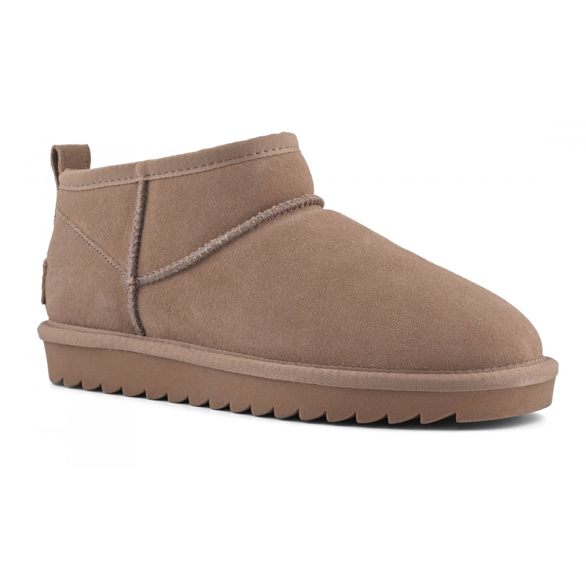 Bottines basses en cuir suédé