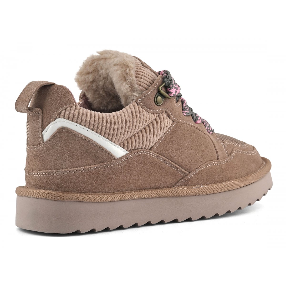 Baskets en daim avec maxi lacets