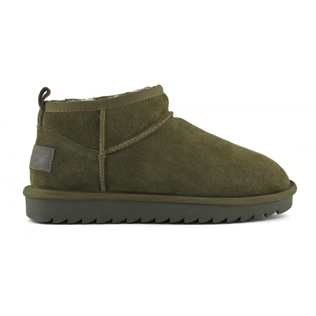 Botte courte en peau de mouton et daim
