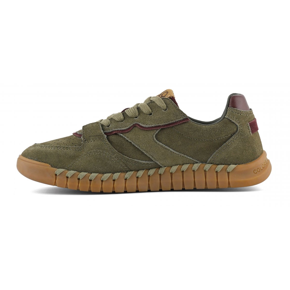 Baskets en daim